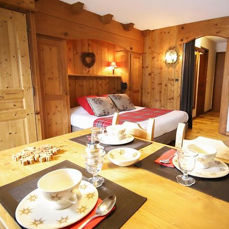 Residence Hoteliere La Renardiere Samoens Bagian luar foto