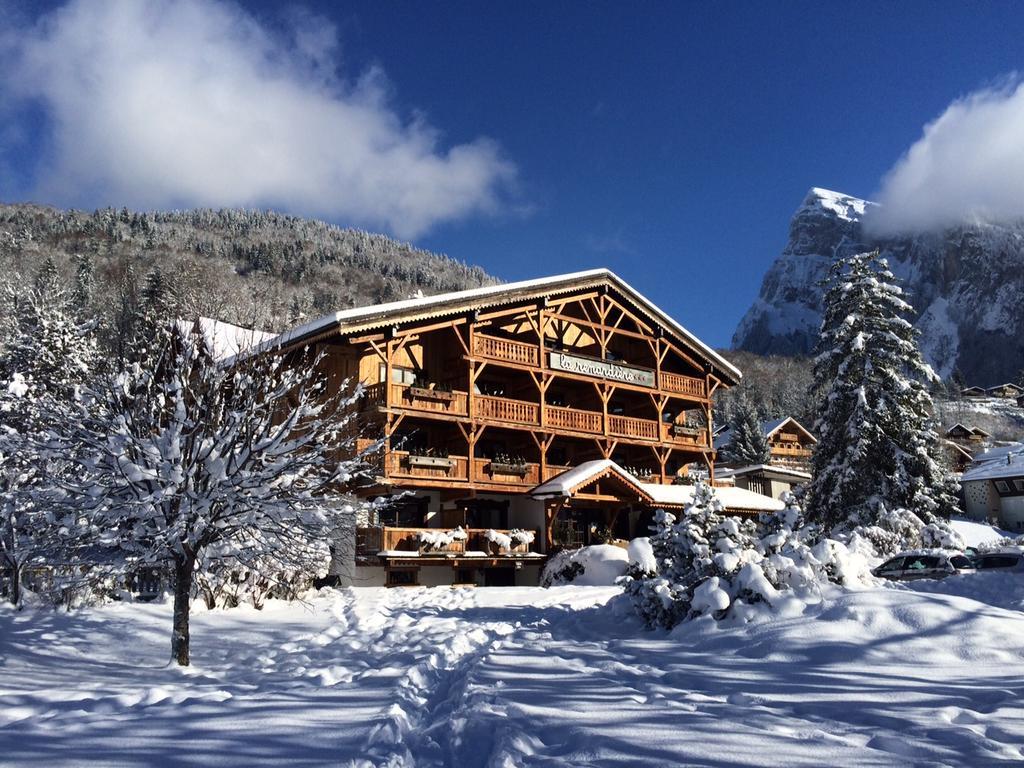 Residence Hoteliere La Renardiere Samoens Bagian luar foto